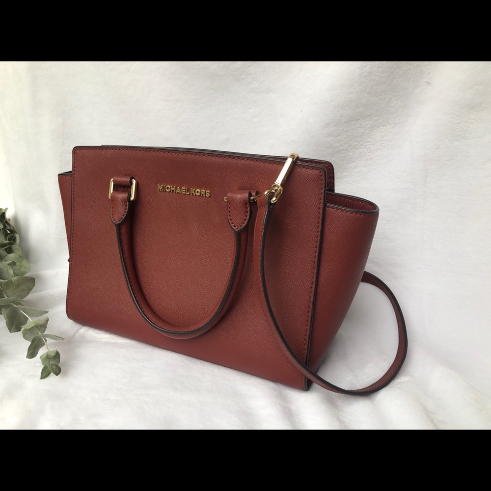 Michael Kors Bag - Picture 2 of 2